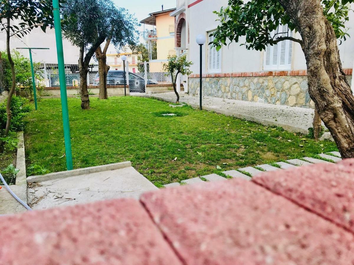 Villa パエストゥム エクステリア 写真